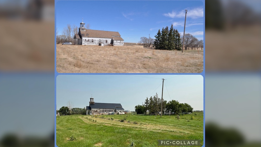 Deux photos prises sous le même angle, d'une église avant et après sa rénovation.