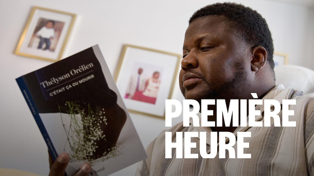 L'auteur Thélyson Orélien en train de lire son livre «C’était ça ou mourir».