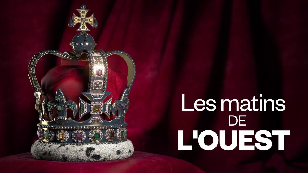 Une couronne royale dans un décor rouge.