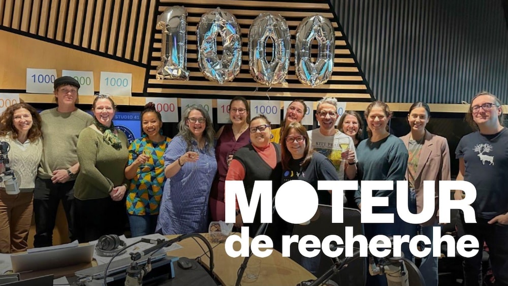 Les collaborateurs et collaboratrices dans le studio 41 de Radio-Canada.