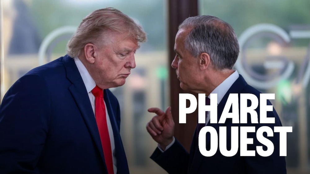 Donald Trump et Mark Carney discutent.