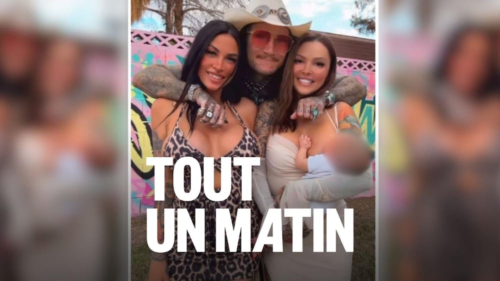 Hélène Boudreau feint d'allaiter un bébé et soulève l'ire des internautes |  OHdio | Radio-Canada