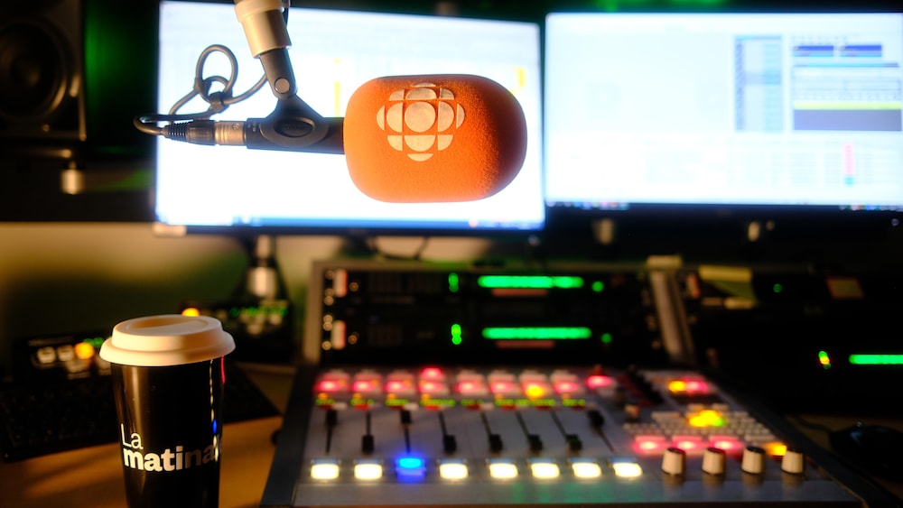 Un studio de radio.