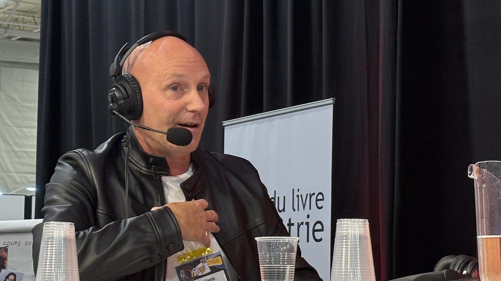 Le neuro-oncologue et neurochirurgien David Fortin, auteur d'un premier roman de fiction, Là où l’araignée pond ses œufs.