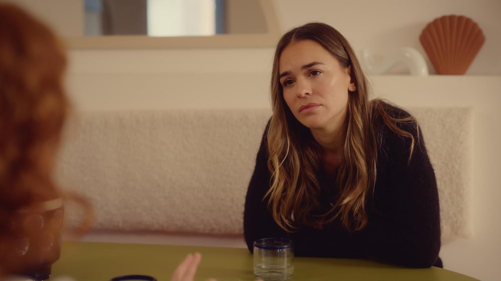 Marina Bastarache et Gabrielle Fontaine dans la série documentaire C'est pour quand, les enfants?