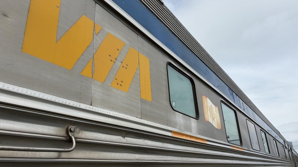 Un wagon de train de passagers.