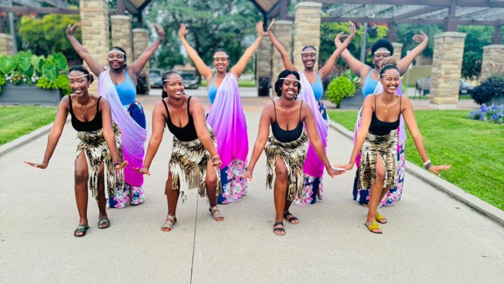 Une nouvelle troupe de danse traditionnelle rwandaise à Windsor | OHdio ...