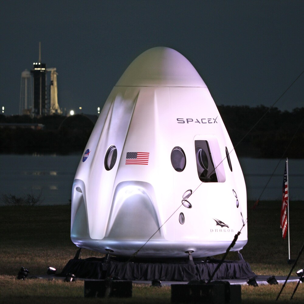 Une capsule spatiale.