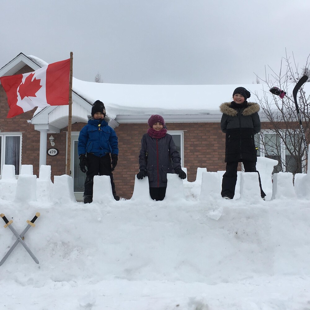 Un Fort Qui Attire Les Regards A Val D Or Radio Canada Ca