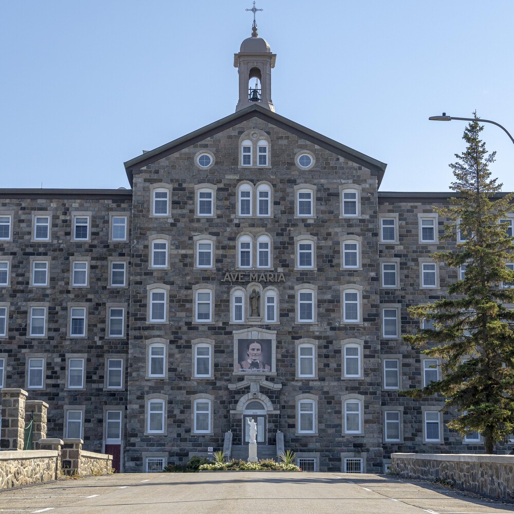 Ces bâtiments fantômes de Rimouski RadioCanada.ca