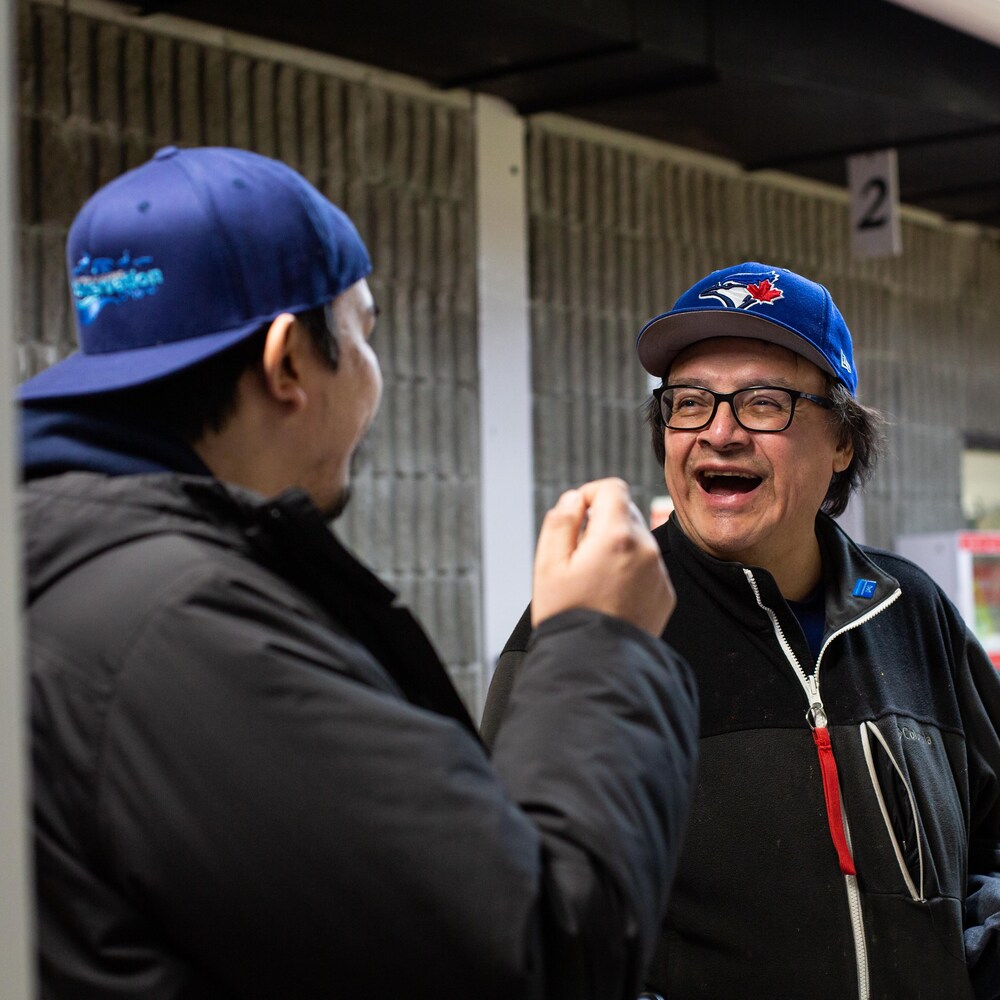 Doug et Stephen se sont arrêtés pour discuter à plusieurs reprises durant le tournoi.