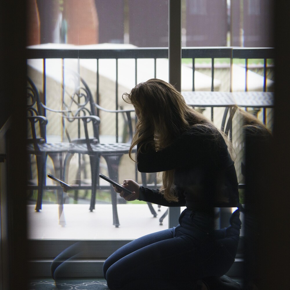  Une femme victime de violence conjugale (évocation). 