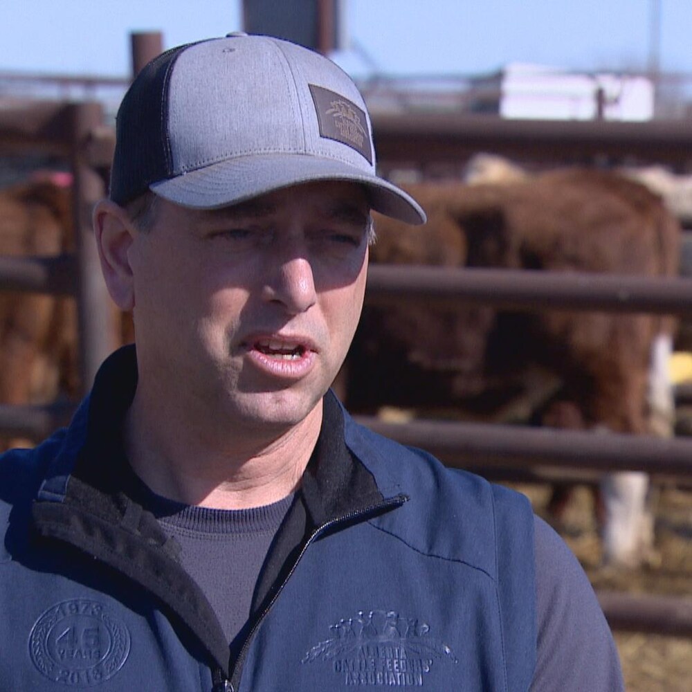 Le producteur albertain Greg Schmidt n'a rien oublié de la crise de la vache folle. 