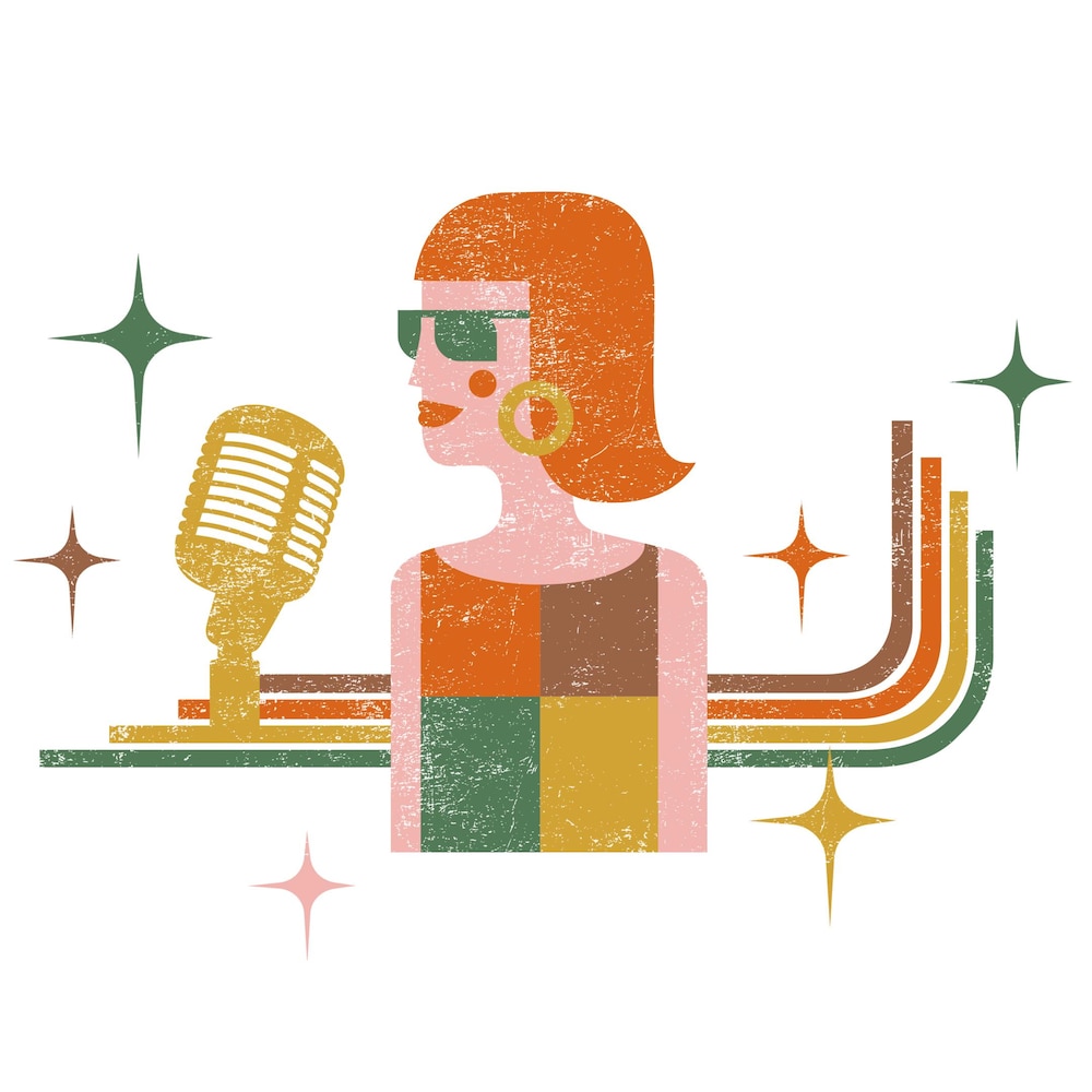 Illustration d'une femme se tenant devant un microphone.
