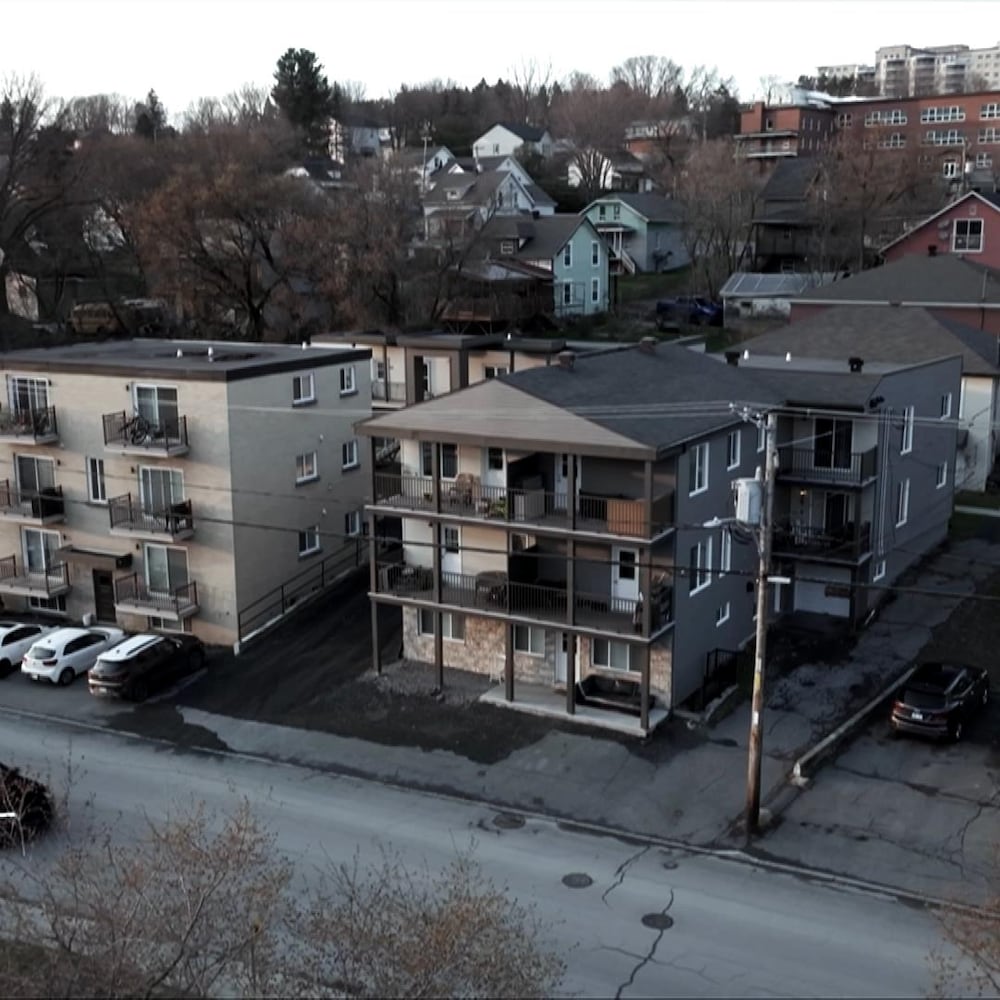 Le complexe d'appartements acheté par Cory Albert à  Saint-Georges de Beauce.