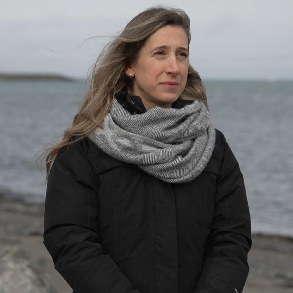 Joannie Van De Walle, biologiste et chercheuse, Pêches et Océans Canada.