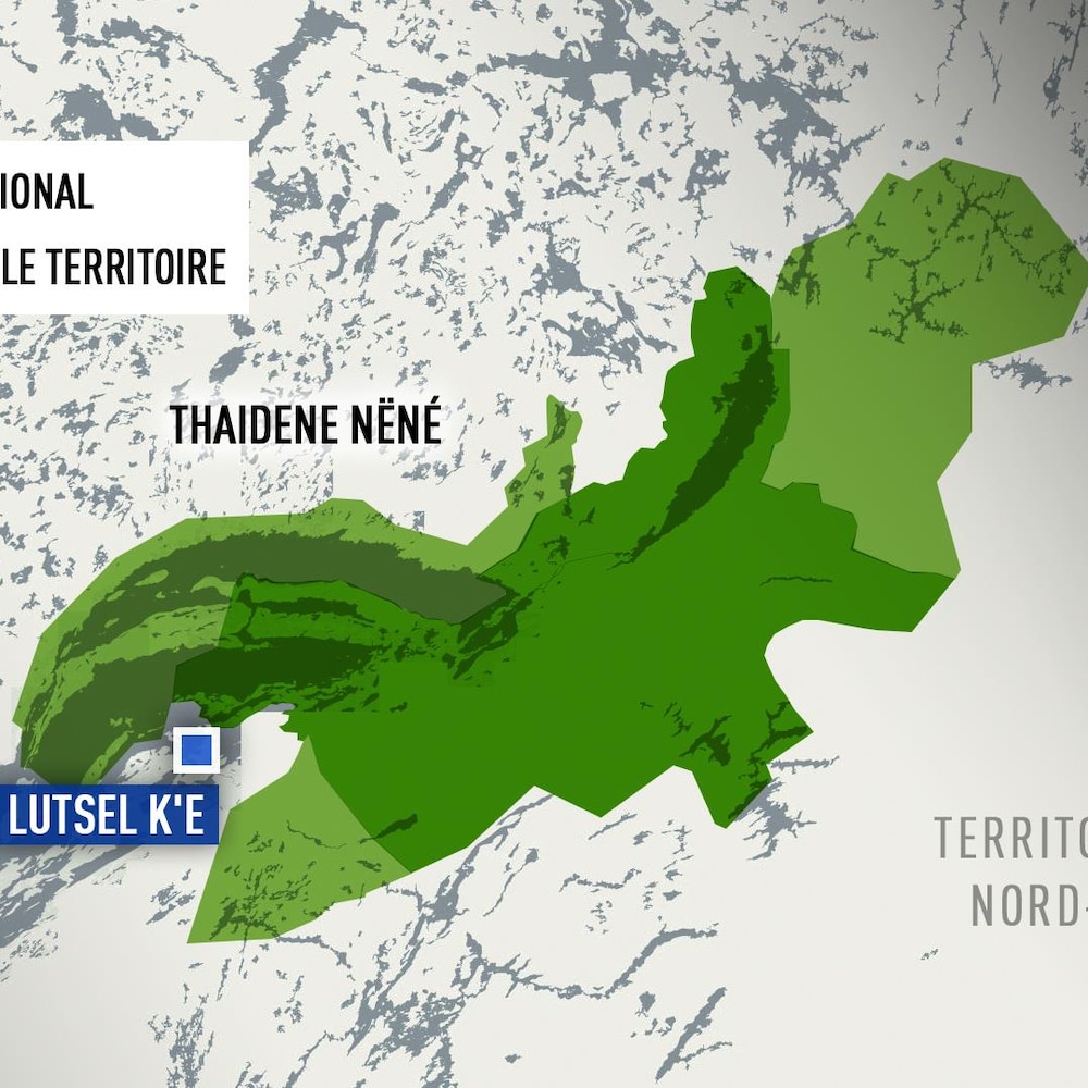 Carte qui montre la localisation de Lutsel K'e et, vers le nord-est, des zones de couleur identifiant la réserve de parc national et les airs protégées par le gouvernement territorial.