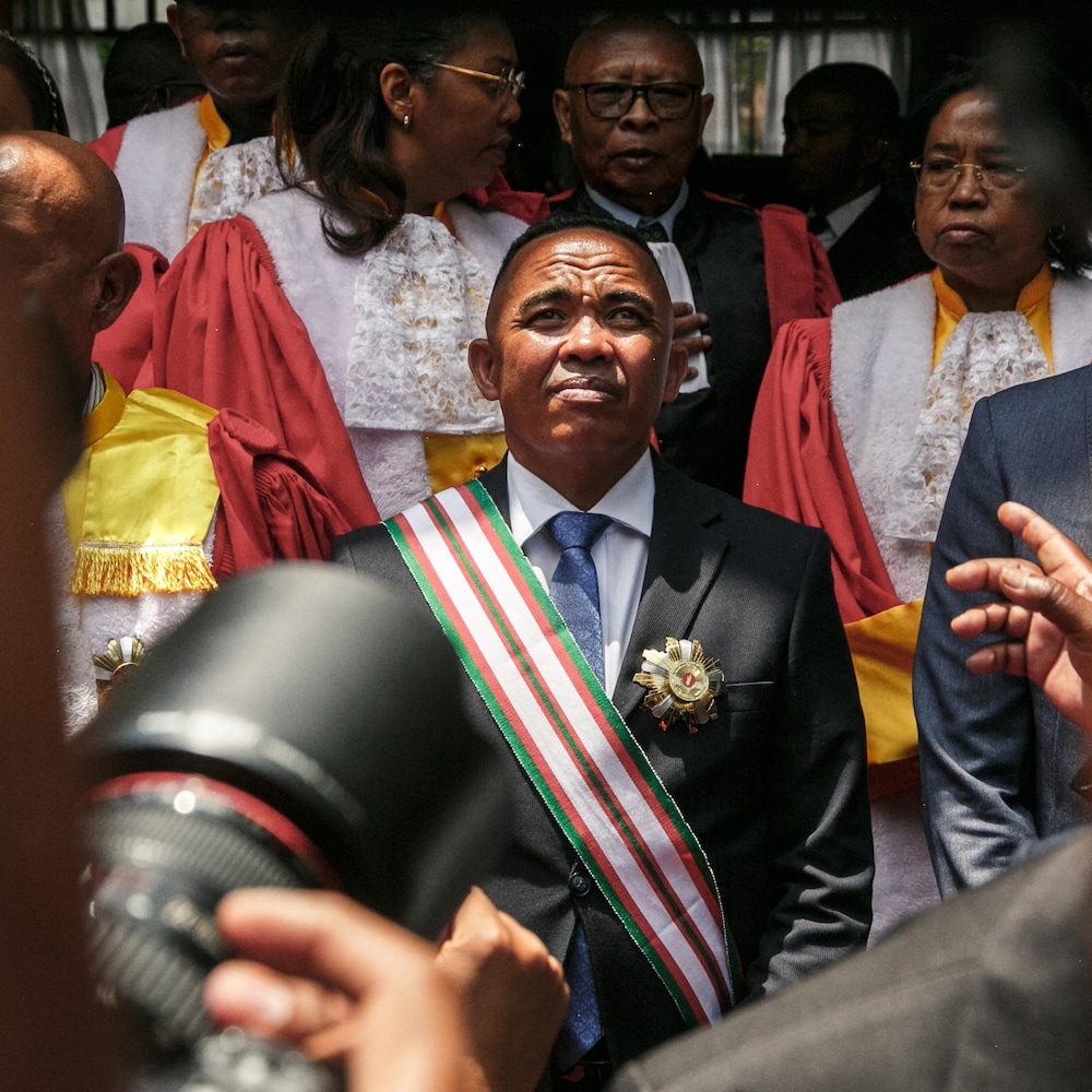 Le nouveau président de Madagascar, Michael Randrianirina.