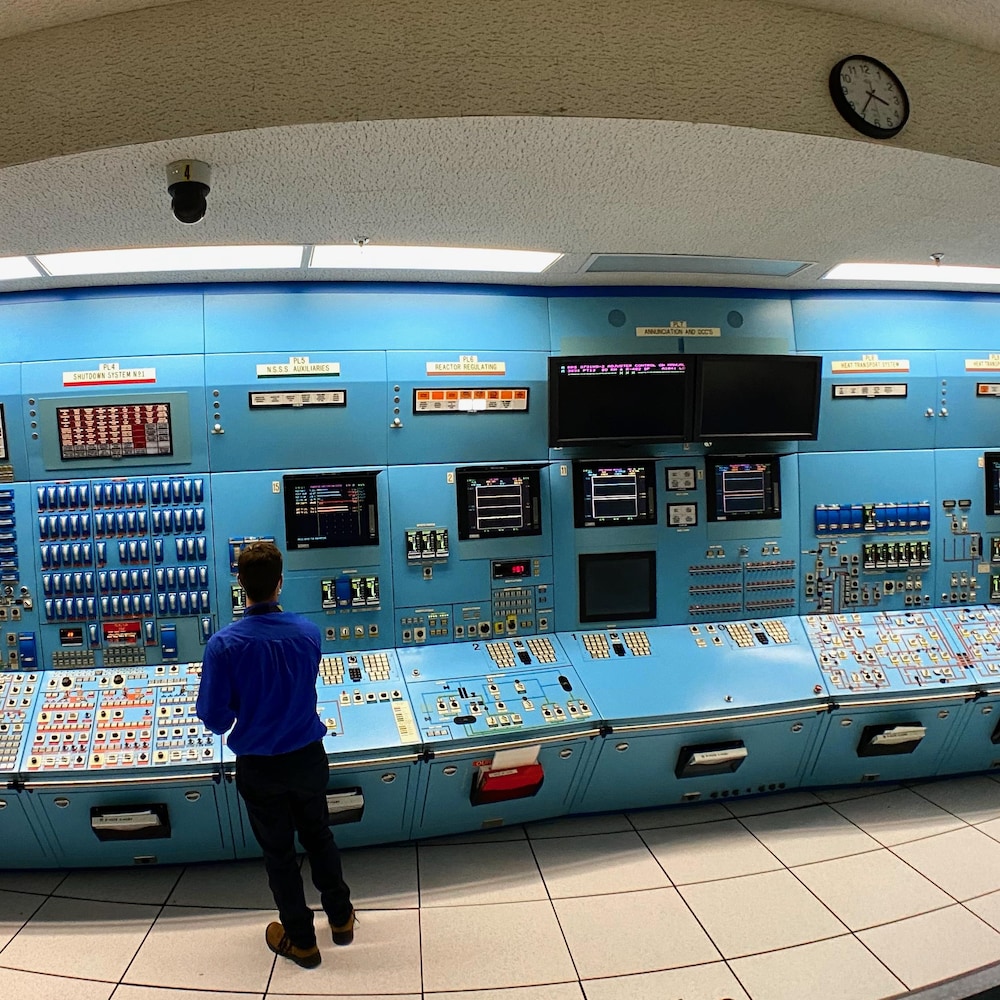 Ce simulateur est une réplique exacte de la salle de contrôle de la centrale nucléaire de Point Lepreau.
