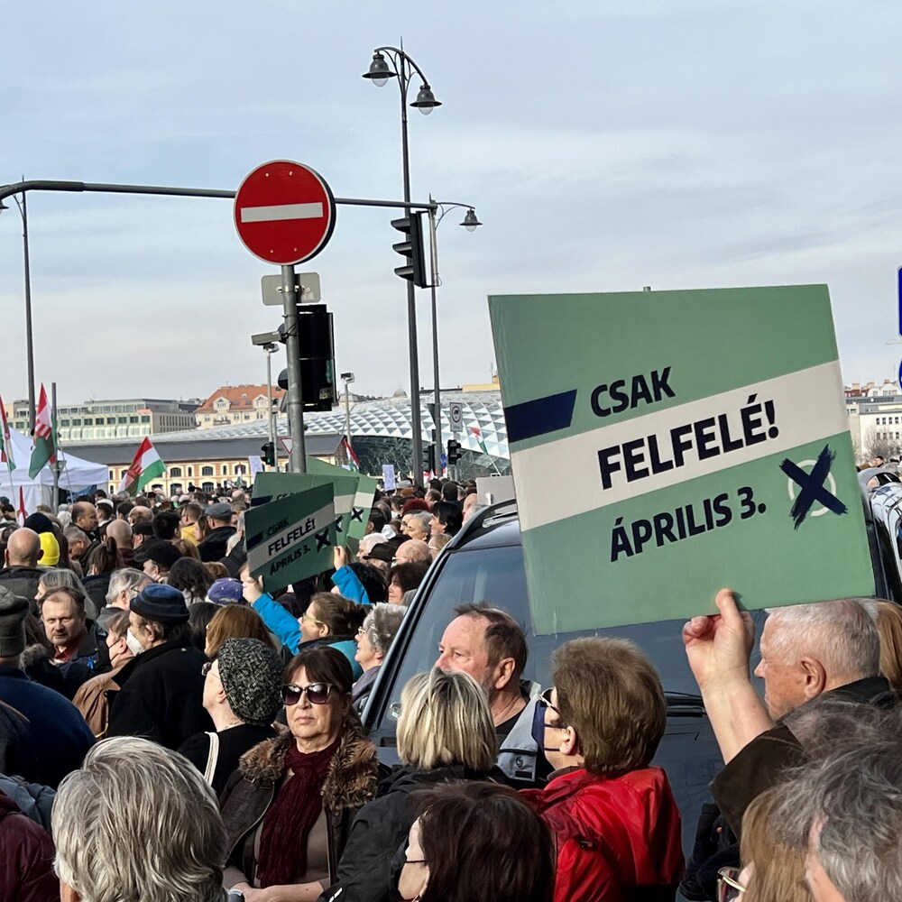 Une manifestation d'opposants à Viktor Orban.