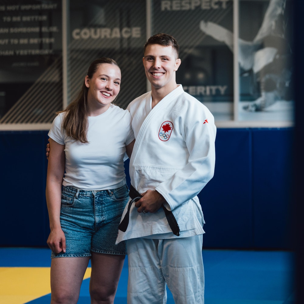 Un judoka bien entoure Radio Canada