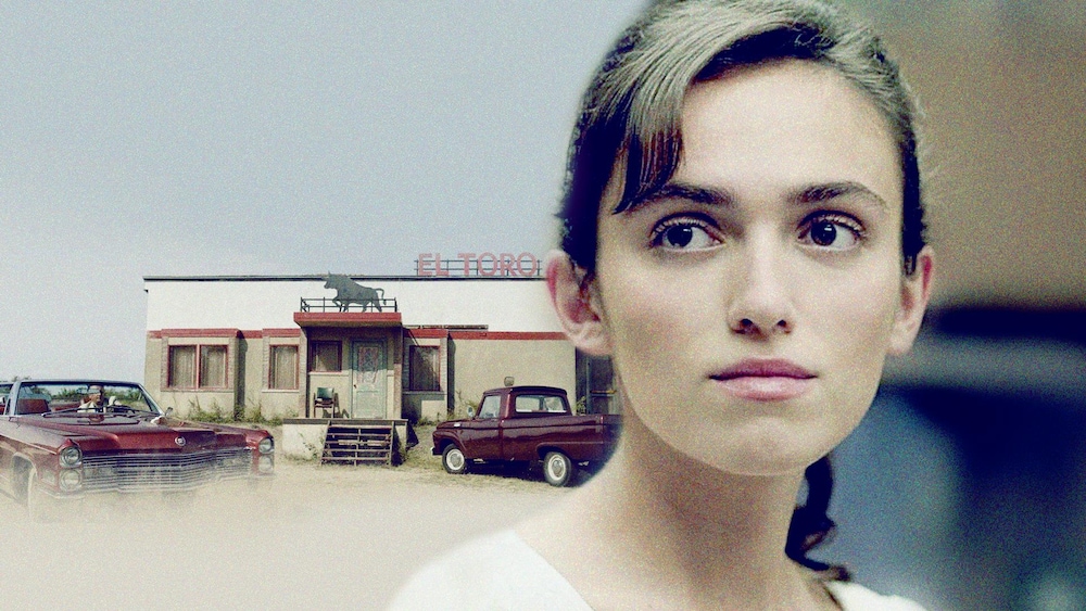 Radio-Canada Rosie (Rachel Kramer) est devant le casse-croûte El Toro.