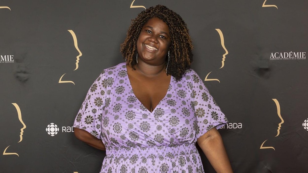 Fabiola Nyrva Aladin sur le tapis rouge du gala des 41es prix Gémeaux.