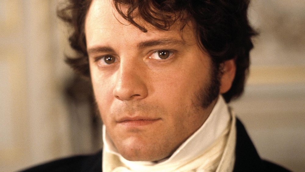 Portrait en plan rapproché de Fitzwilliam Darcy, affichant un regard neutre.