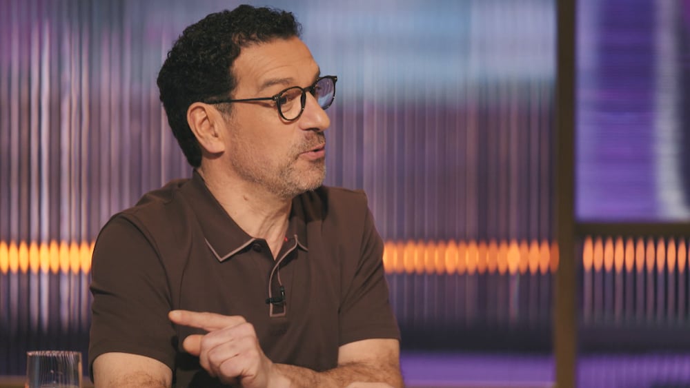 ATTRACTION IMAGES Le professeur de l'ITHQ sourit.
