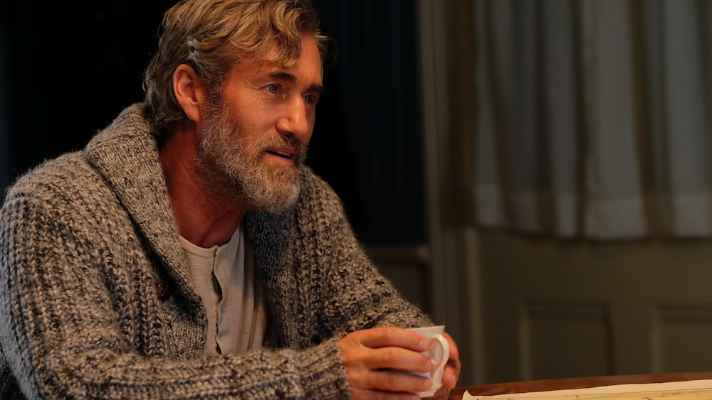 Les films Séville Roy Dupuis joue le père de Félix Leclerc