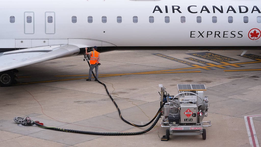 Flight cancellations stacking up as jet fuel shortage continues | Radio ...