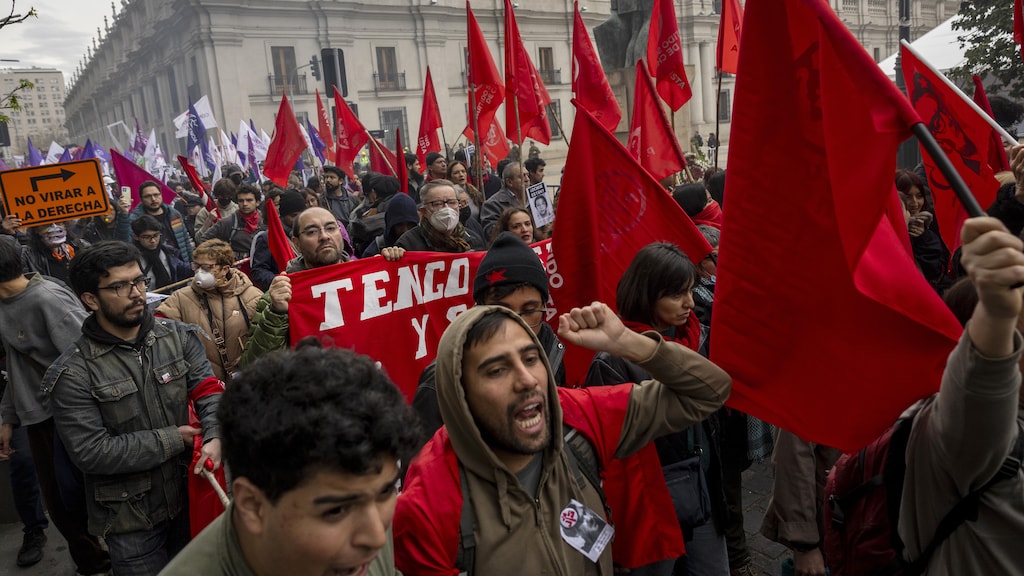 Enfrentamientos en Chile en una marcha por las víctimas de la dictadura ...
