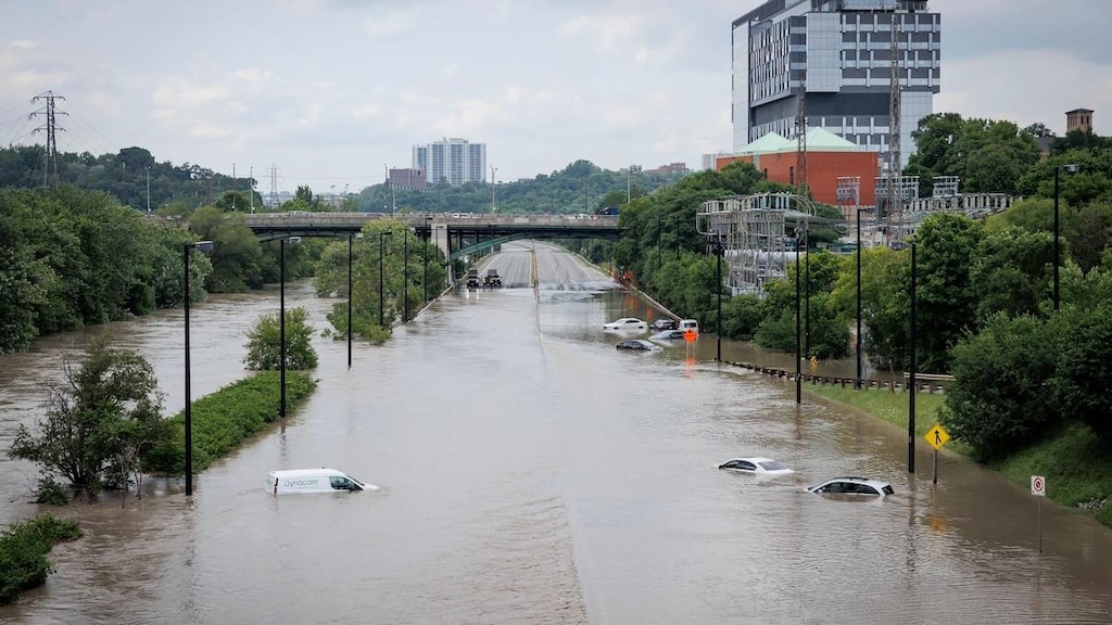 Toronto faces backlog of hundreds of flooding calls | Radio-Canada.ca