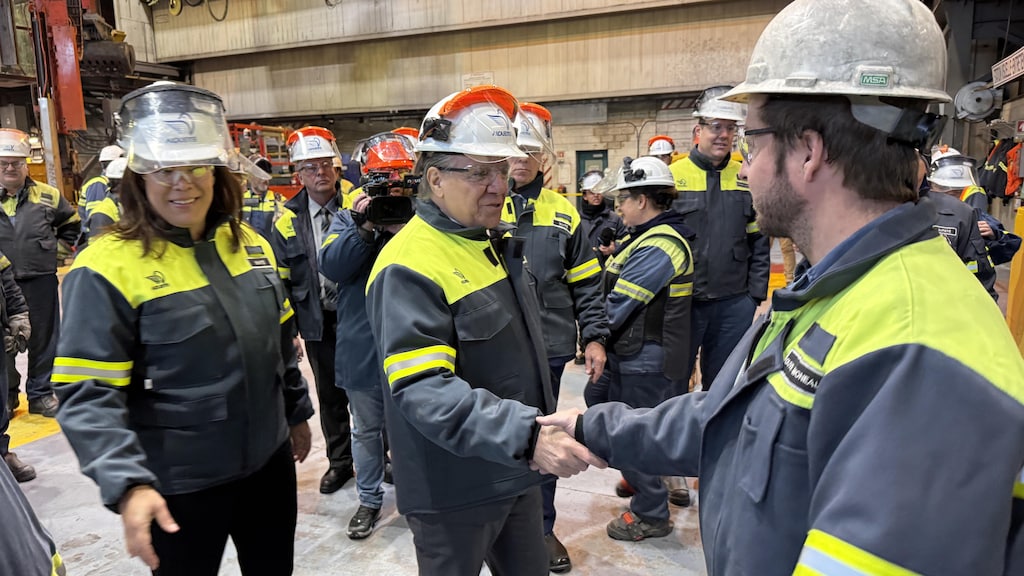 Replacing Quebec products ’not possible’ for U.S., Legault says | Radio ...