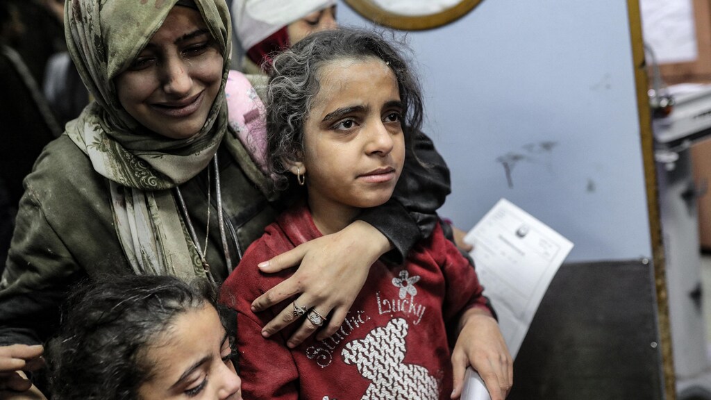 Sudáfrica denuncia que Israel está cometiendo un genocidio en Gaza ...