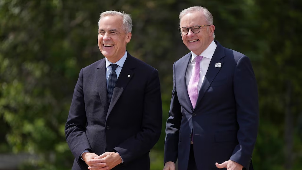 Carney lands in Australia looking to draw closer to a Commonwealth cousin also grappling with Trump | Radio-Canada.ca