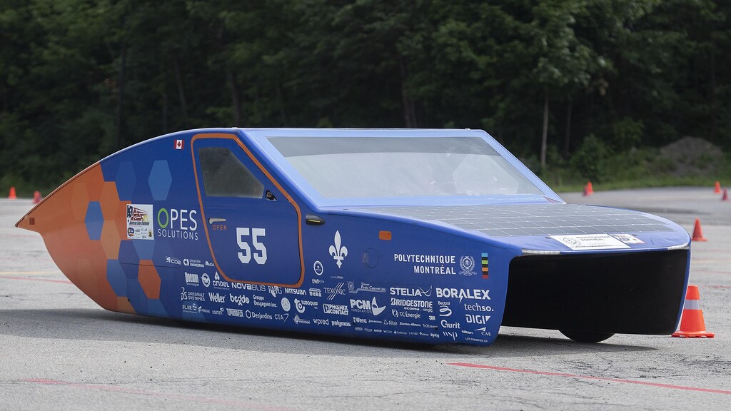 Sumakay kami sa award-winning solar-powered car na gawa sa Montreal ...