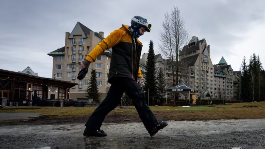 Where’s winter? So far, it’s been an ’unnatural' grey and foggy season ...