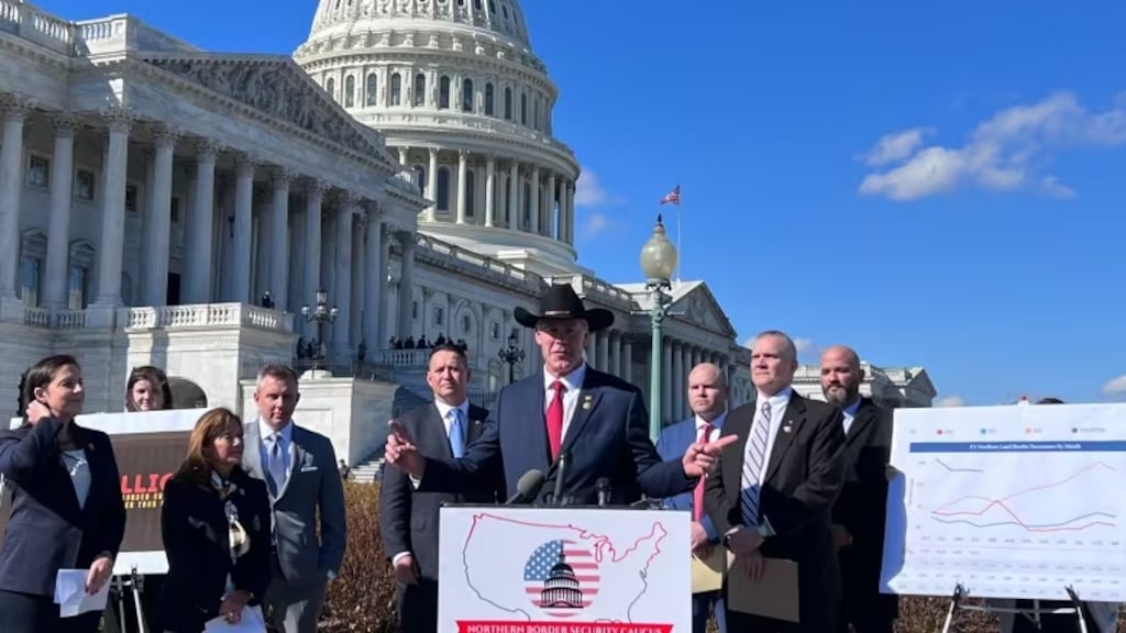 U.S. Republicans are now warning: Migration from Canada is a problem ...