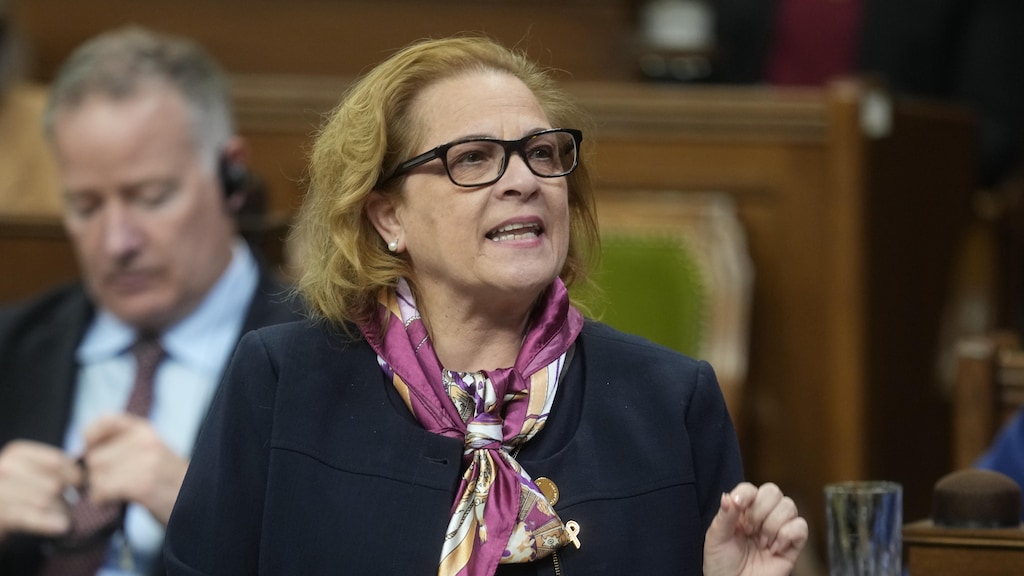 Ottawa adding express entry points for permanent resident applicants in ...