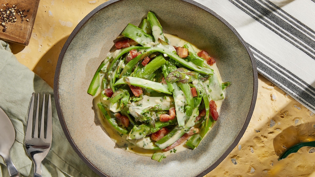 Asperges à la carbonara Mordu