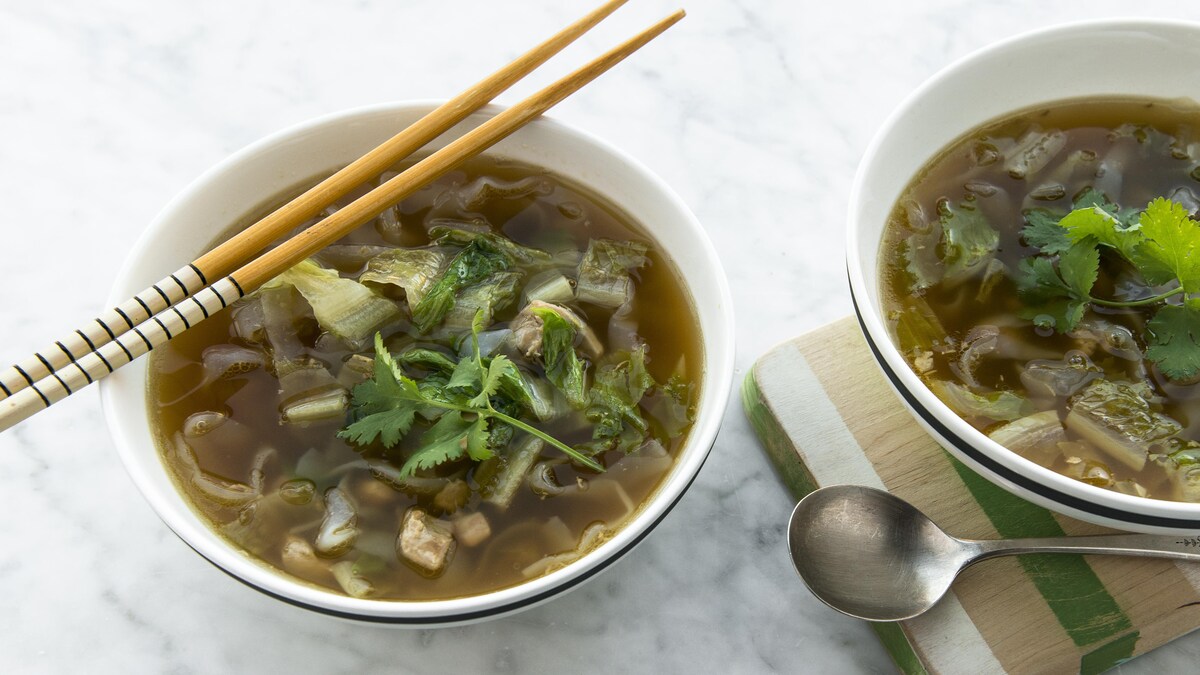 Soupe au poulet et aux nouilles de konjac Mordu