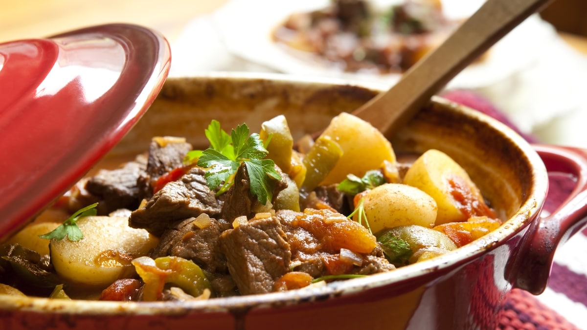 Bouilli de bœuf et légumes du marché | Mordu