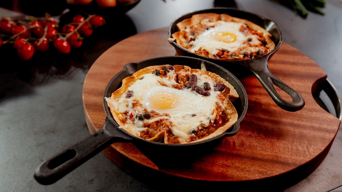 Chili Ranchero Œufs rancheros au chili cuits au four | Mordu