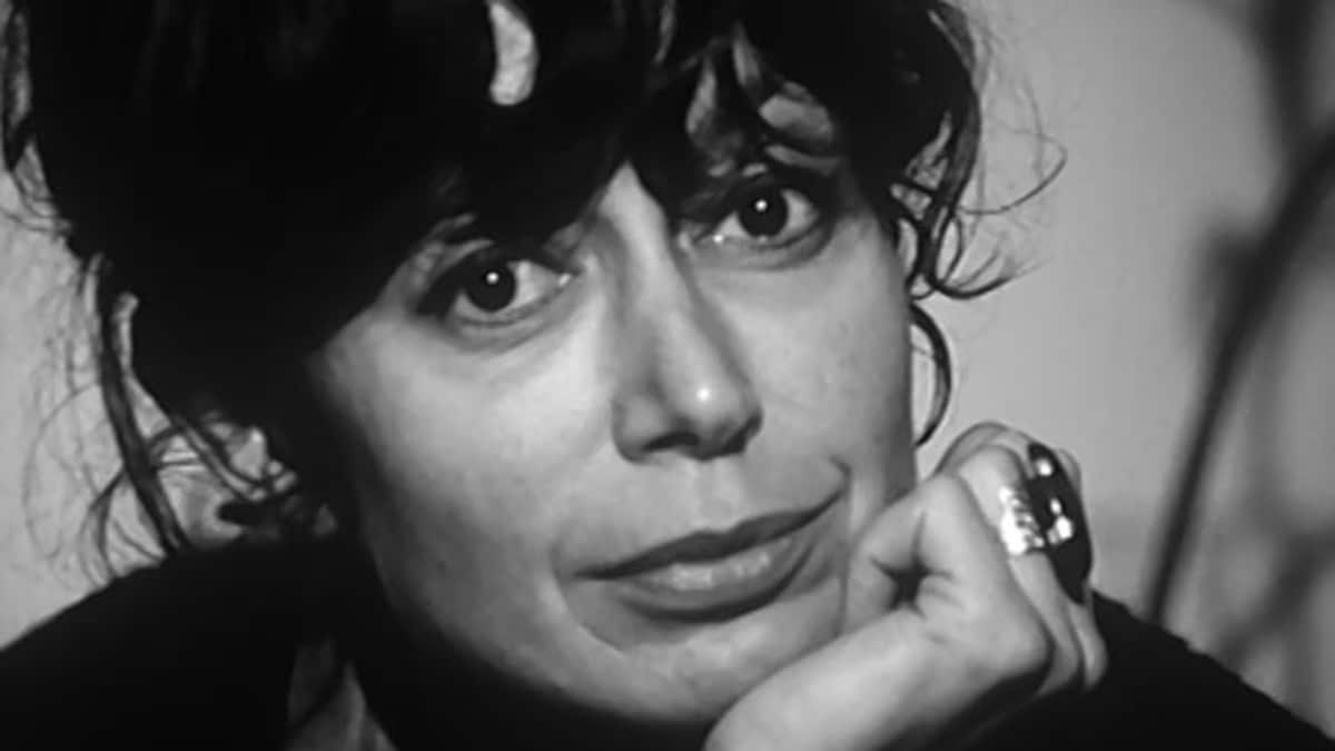 Comment raconter Pauline Julien? La femme pays vue par sa fille et sa petite-fille