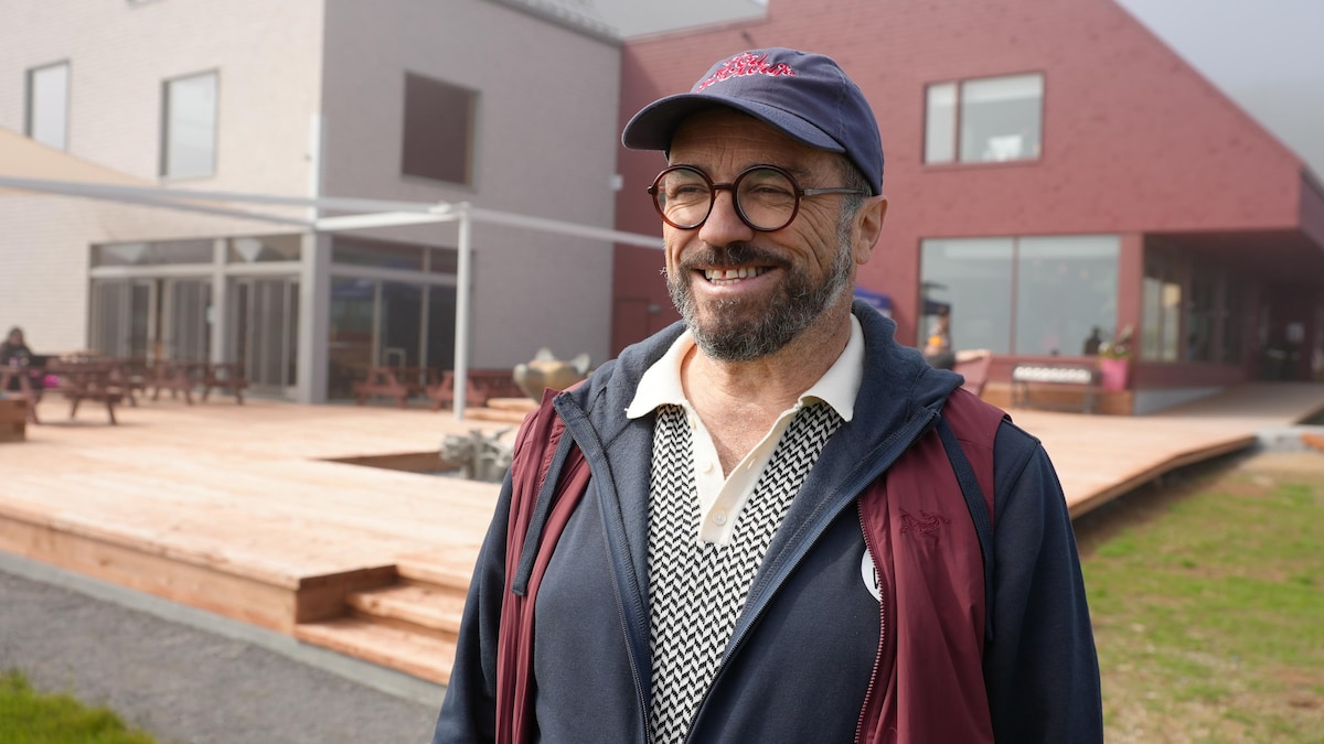 La proximité avec les artistes est-elle inévitable en région?