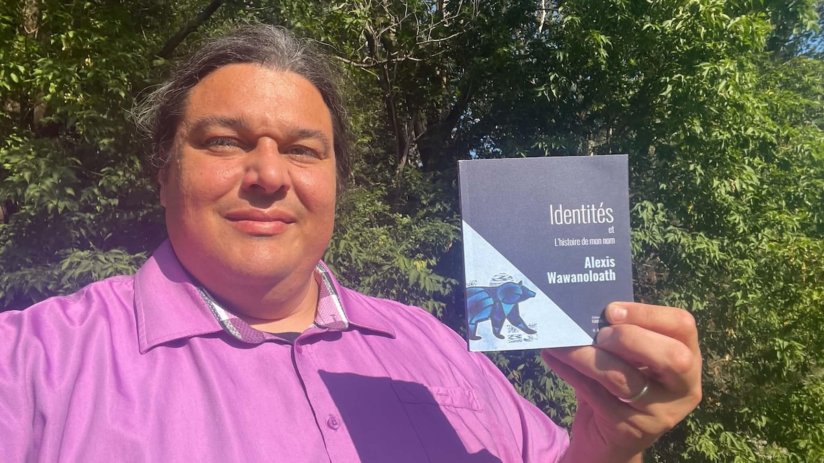 Alexis Wawanoloath publie Identité et L’histoire de mon nom