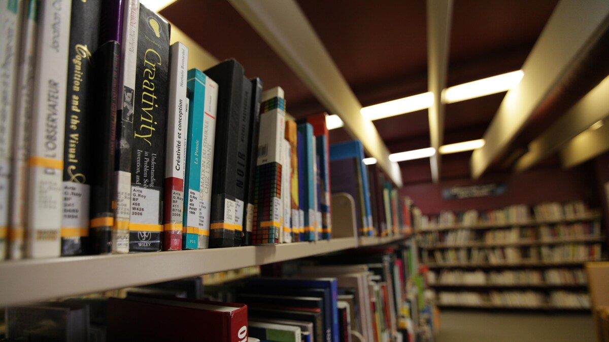 Bibliothèque Gabrielle-Roy Québec Livres dans un rayon