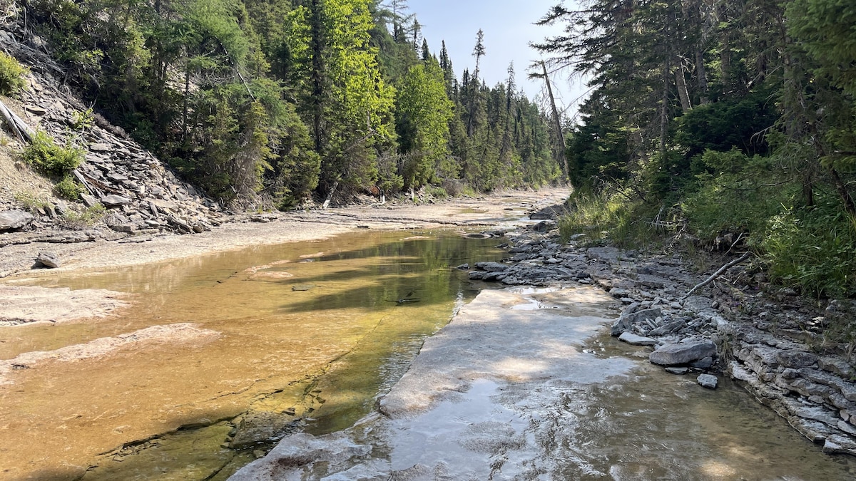 Rivière de la Côte-Nord presque à sec