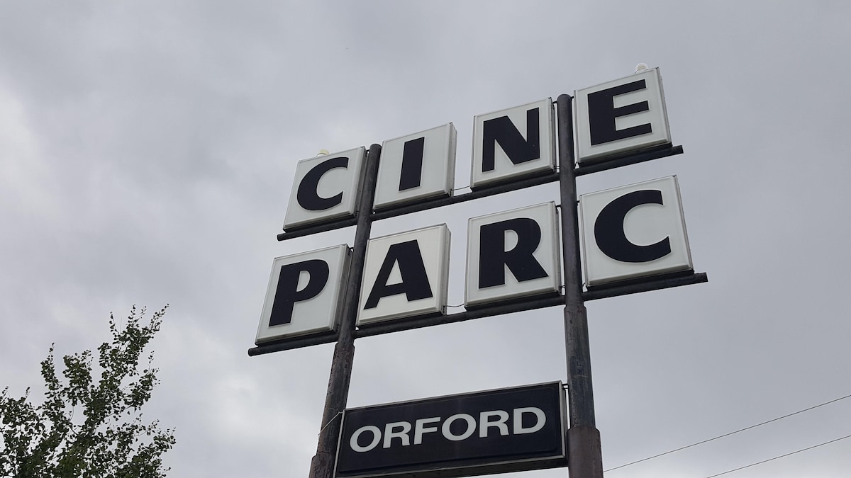 Affiche du Ciné-parc d'Orford.